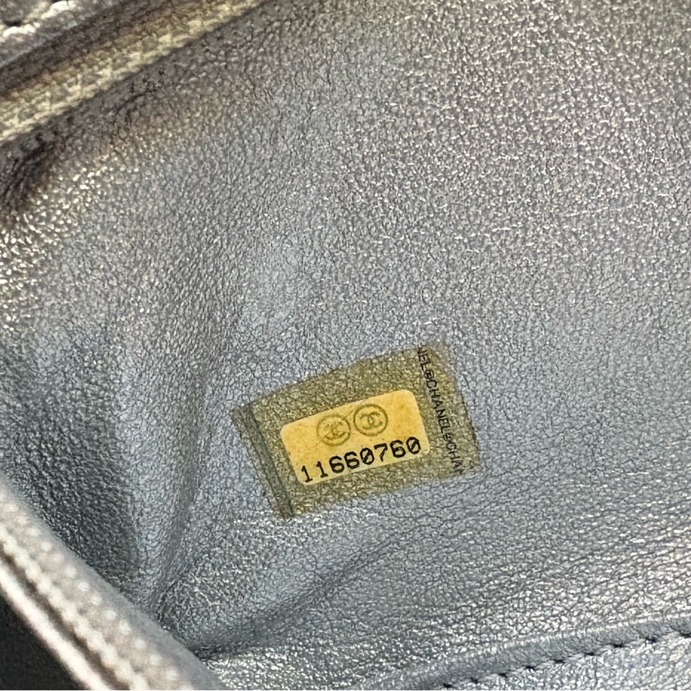 Chanel Black Quilted Leather Bag - Picture 5 of 10